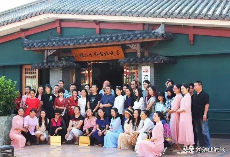 为什么用老班章做熟茶便宜,用老班章发酵的熟茶勐海有几家