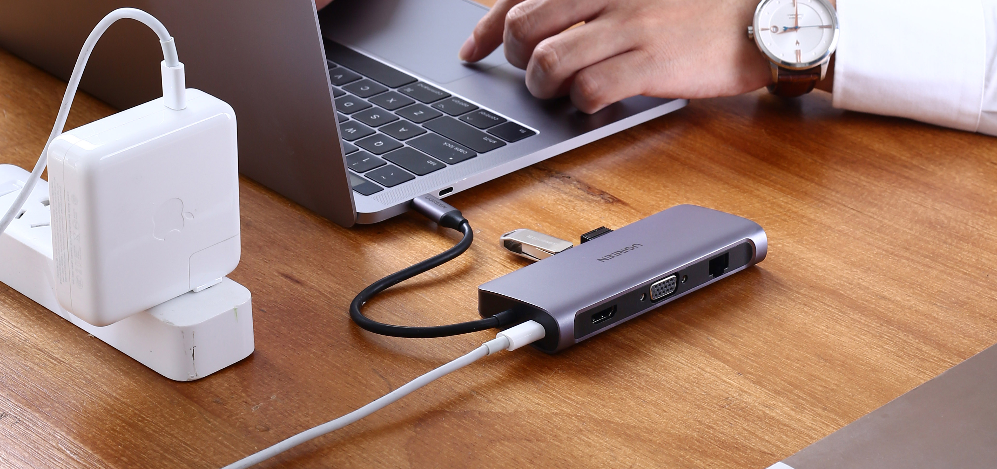 什么样的扩展坞可以投屏到笔记本,笔记本外接扩展坞推荐哪个