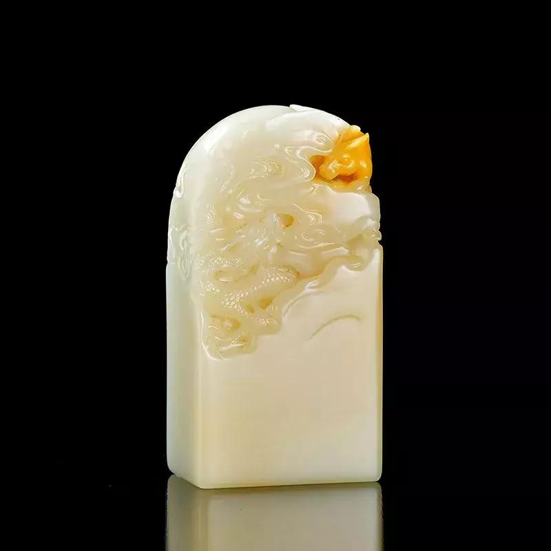 5239万元，2019春拍上最美的石头！