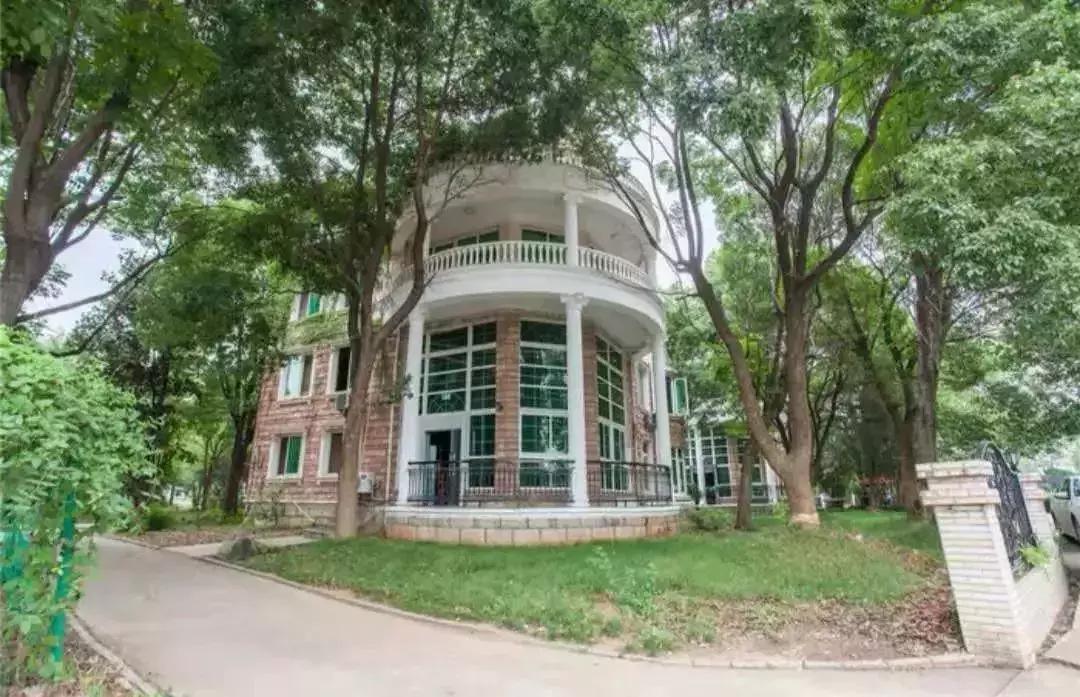 不要让我老板看见的简单文案,不能让老板看见的文案