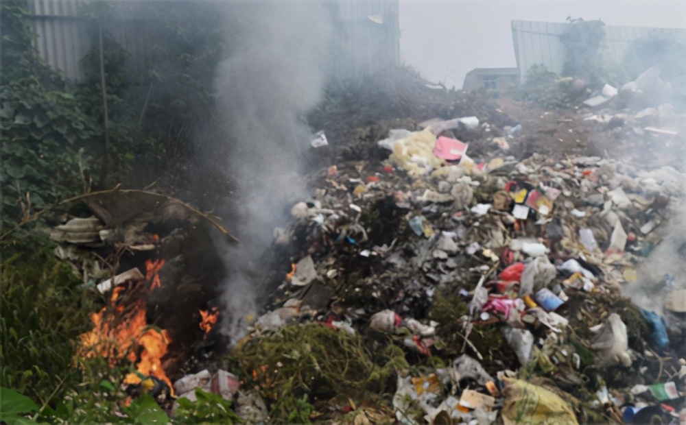 霍金预言科学未解之谜,霍金预言人体内发现塑料颗粒