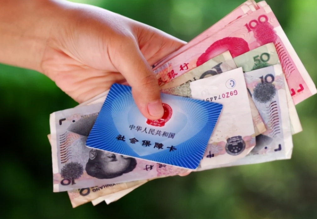 银行卡里钱转支付宝里有影响吗,银行卡自动向支付宝转钱如何退还