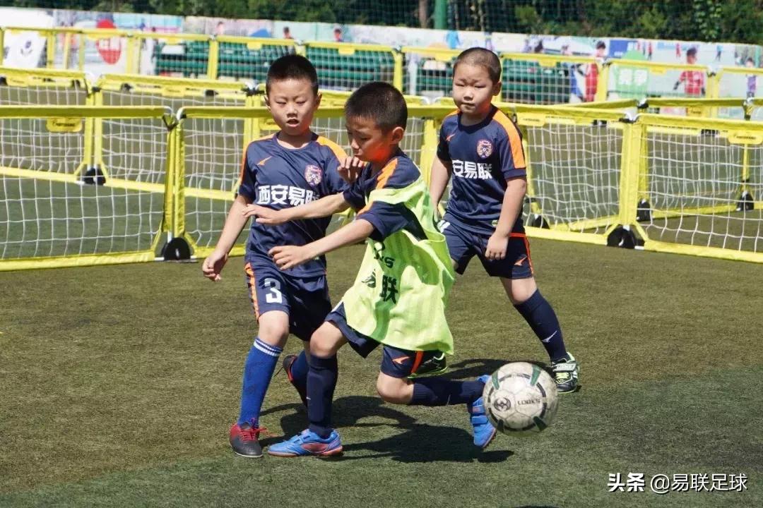 暑假再见新学期开始,易联足球秋季班报名