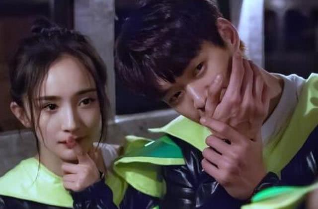 谢霆锋王菲近期同台,王菲谢霆锋罕见同台