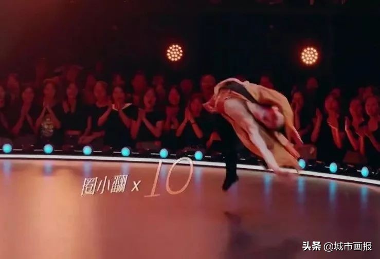 那些热衷battle的年轻人，怎么开始绷脚背了？