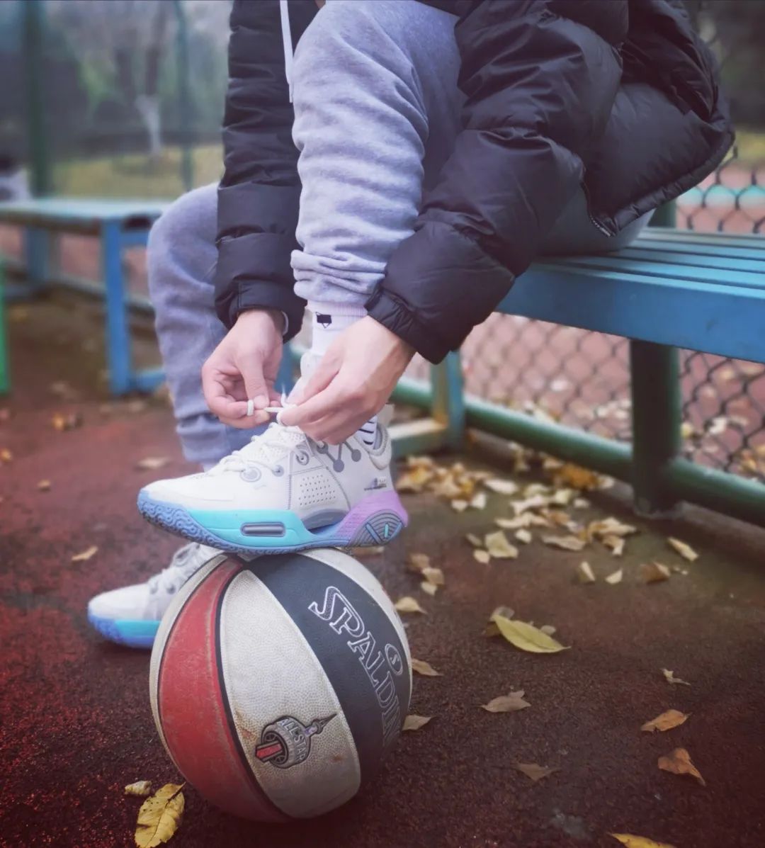 李宁全城9青年版有啥区别,李宁全城9玩具总动员测评