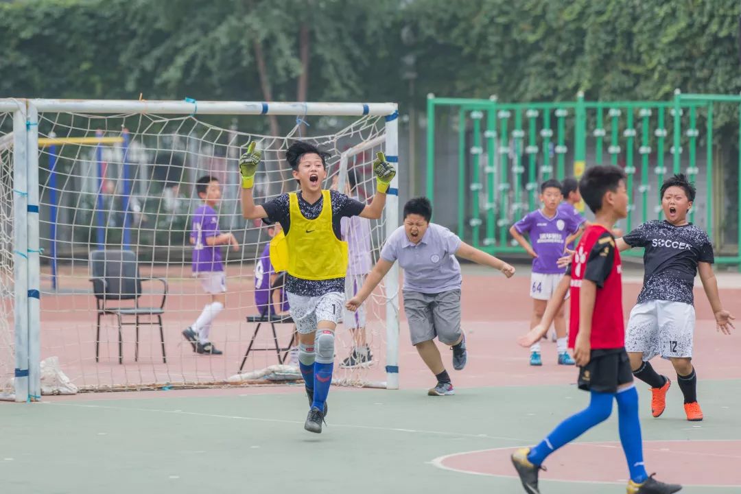 “无体育不清华”，看这所学校如何“让儿童站在运动场正中央”