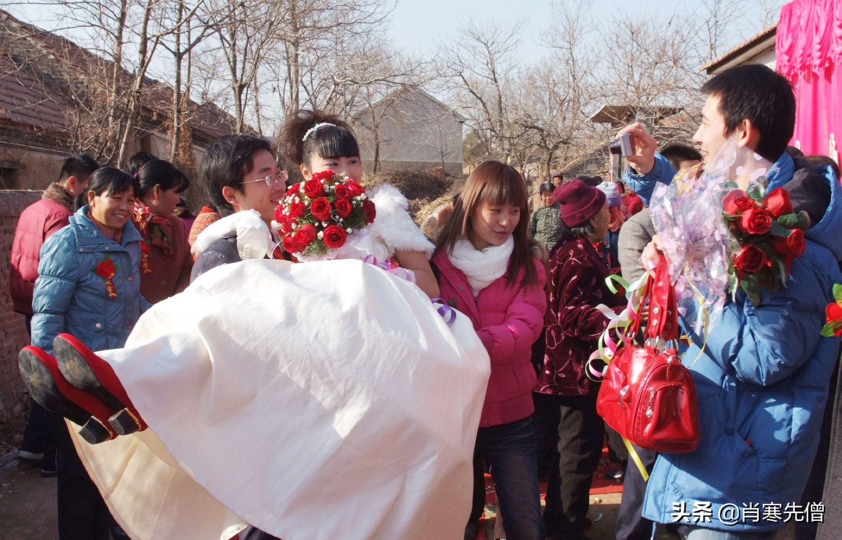 卖煎饼果子一个月赚8万块,卖煎饼果子真的能月入过万吗