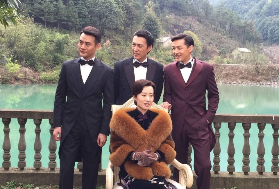 她被称小巩俐，30岁嫁豪门日子却不好过，37岁离婚反活得光芒万丈