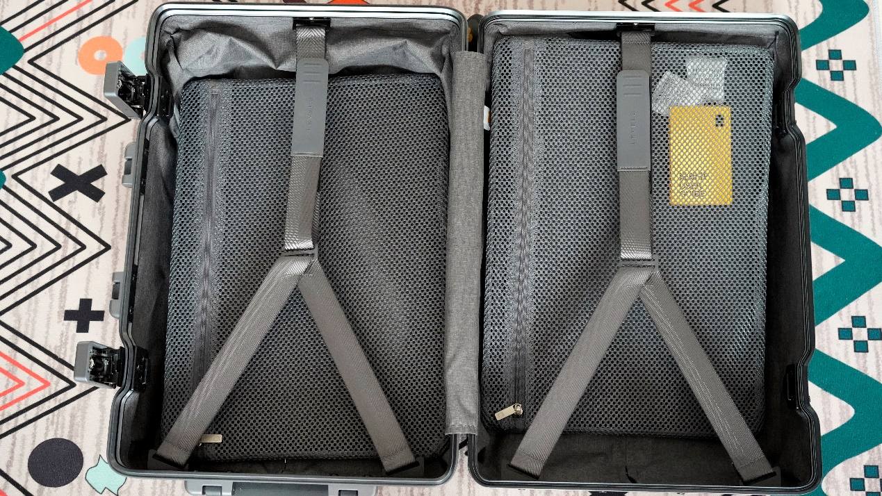 地平线8号行李箱真的好用吗,地平线8号level8旅行箱测试