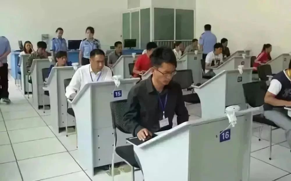 故意遮挡污损机动车号牌罚款多少,故意遮挡污损他人车牌