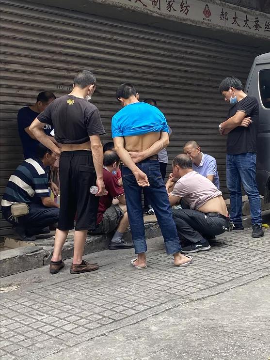 重庆朝天门购物攻略,重庆朝天门平价购物的地方