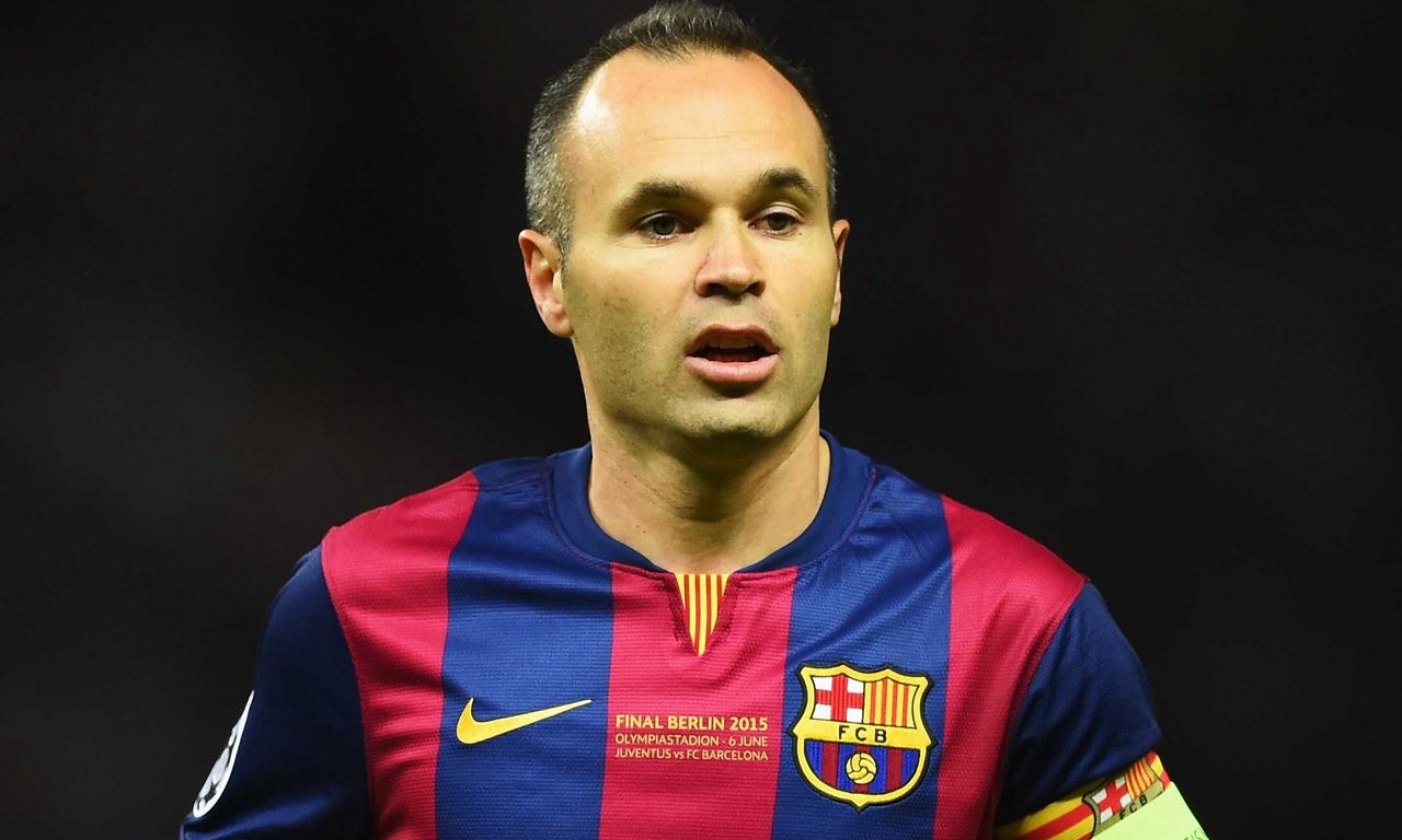 伊涅斯塔是年少成名吗,伊涅斯塔哈维小时候