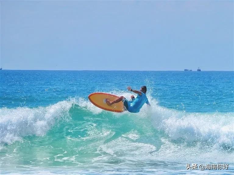 海南旅游豪华游艇出海,海南海上游艇包含海上玩的吗