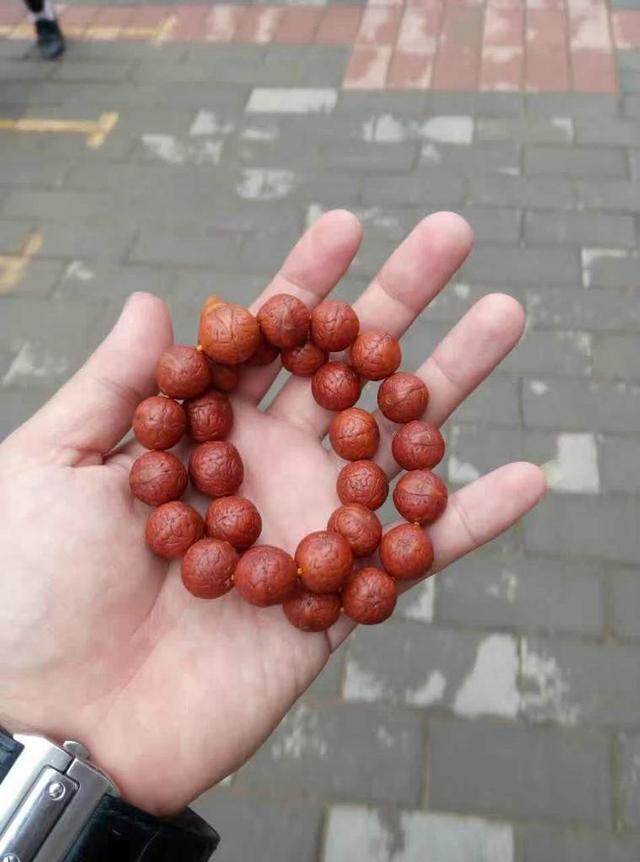 文玩菩提各种盘玩变化,什么菩提盘玩后价格高