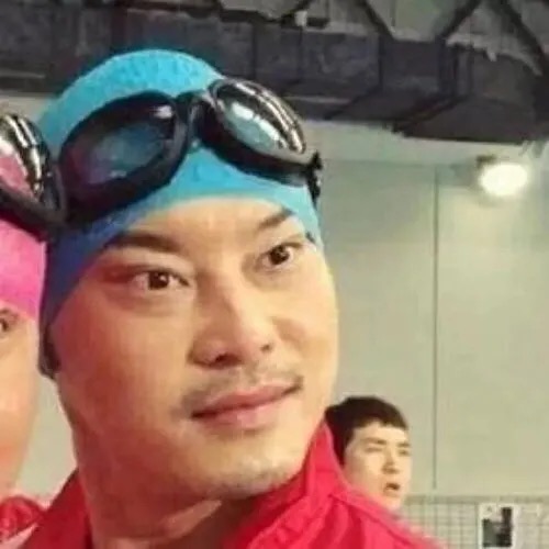 一看就有病的沙雕闺蜜三人头像,一看就有病的沙雕闺蜜头像动漫