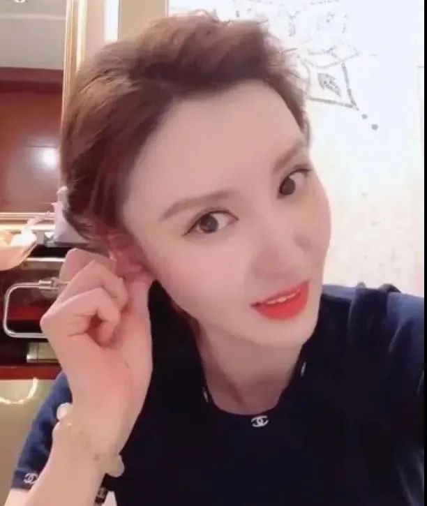 张萌是一个情商高的女人,张萌为啥被称为老板娘