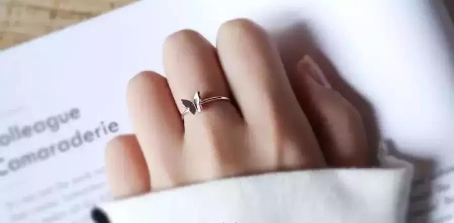 小钻戒指耳饰轻奢小众高级感,项链戒指耳环三件套