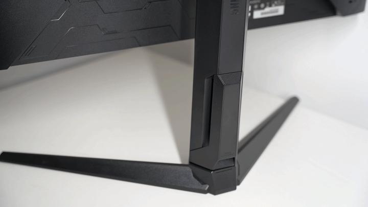 玩游戏选择什么样的显示器比较好,普通游戏玩家选的是什么显示器