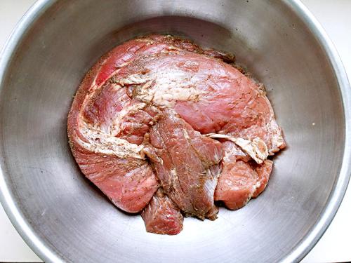 酱牛肉制作方法怎样让牛肉切不散,酱牛肉秘方牛肉酱香浓郁超好吃