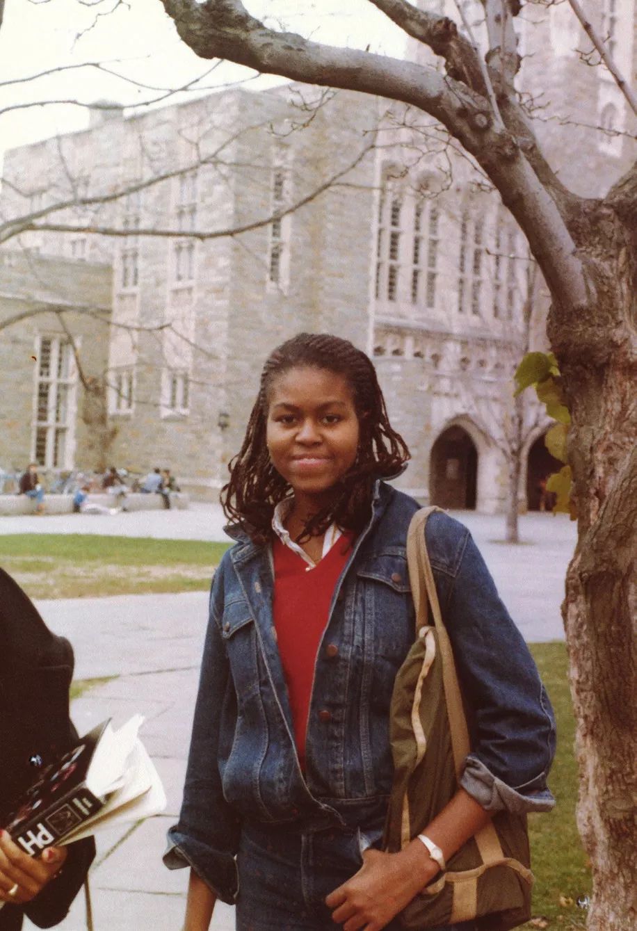 奥巴马狂怼特朗普,特朗普发文回击奥巴马