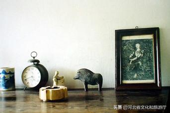 鲁迅故里大门口的石像照片,鲁迅故居石像