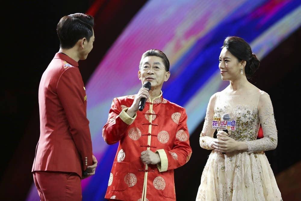 六小龄童避评周星驰,周星驰如何回应六小龄童