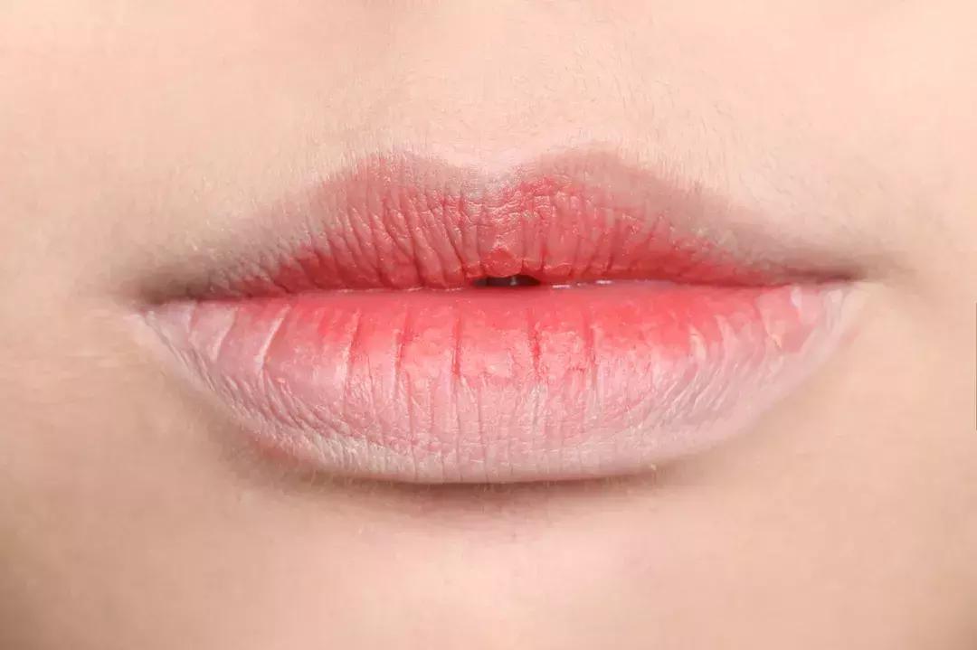 口红和唇妆,口红自然唇妆