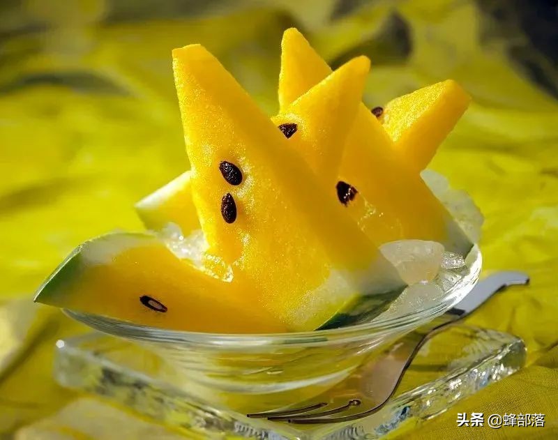 夏天吃黄心西瓜好还是红心西瓜好,吃西瓜的几大注意事项
