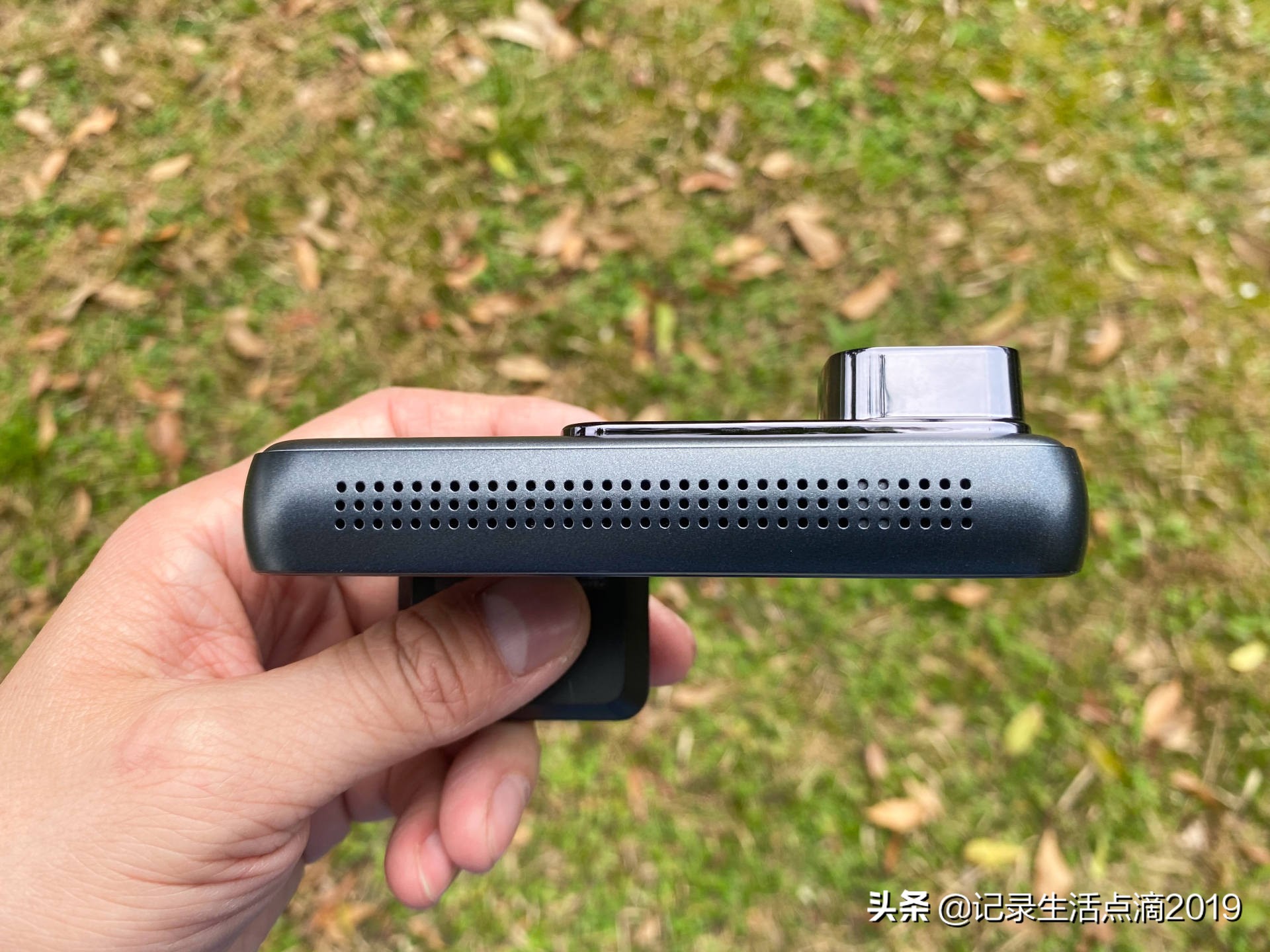 4K画质的行车记录仪是一种什么体验？它不仅仅只是记录行车视频