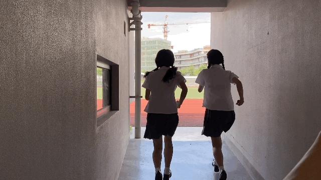 毕业照自己拍全身合成,毕业照自己拍怎么拍