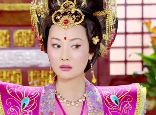 李显历史上真实评价,李显因为什么事死的