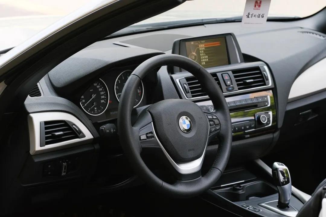 宝马220i有七座的吗,宝马220i最新款