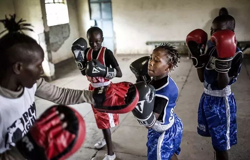 世界新闻摄影大赛获奖作品,国际新闻摄影