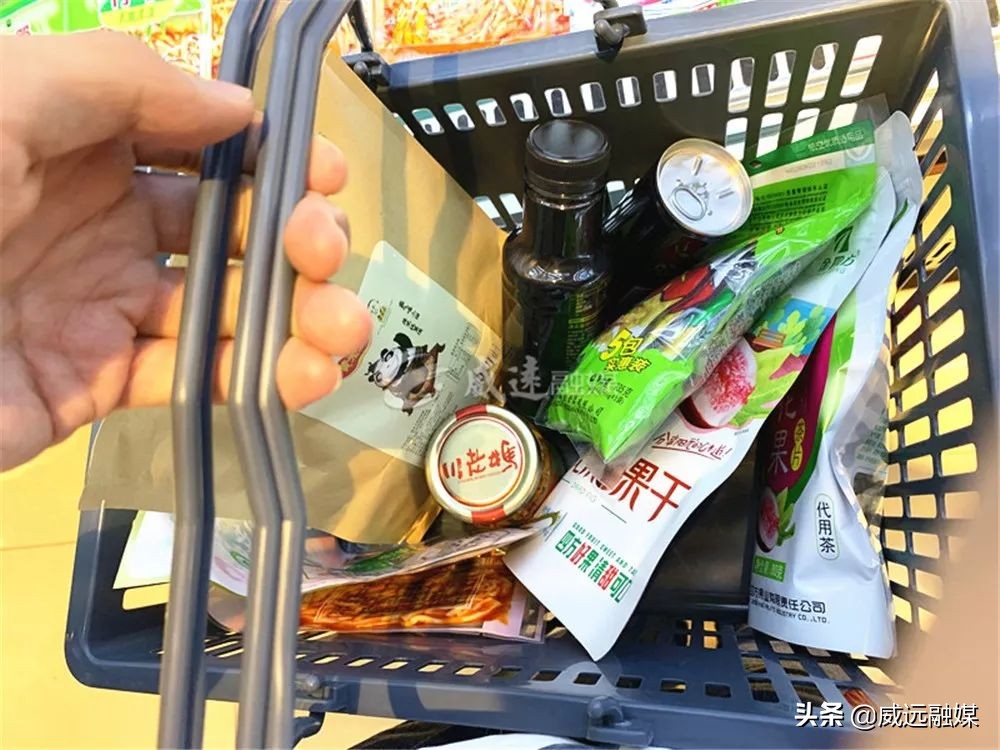 成都吃货又一打卡地！“甜城味·威远特产店”开到成都春熙路旁边啦