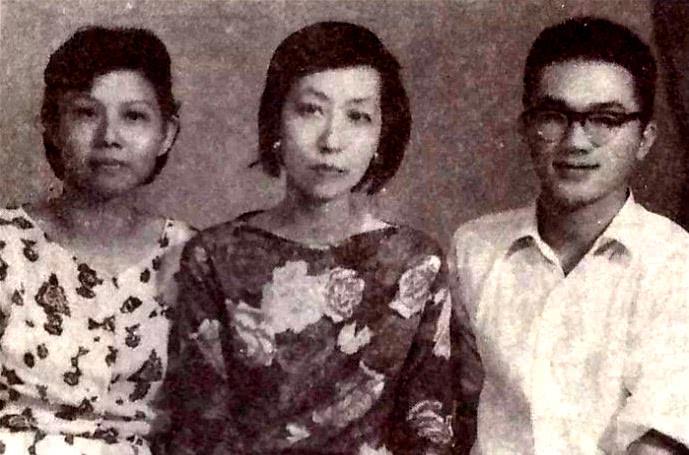 张爱玲年轻的时候深度解析,张爱玲年轻时的爱情