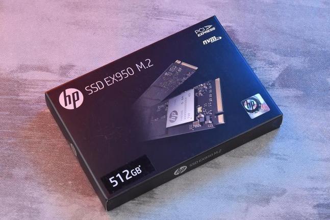 固态硬盘性能排行榜最新版本,固态硬盘详细性能排行前十