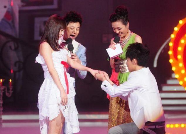 弦子上位往事完整视频,弦子上位的故事