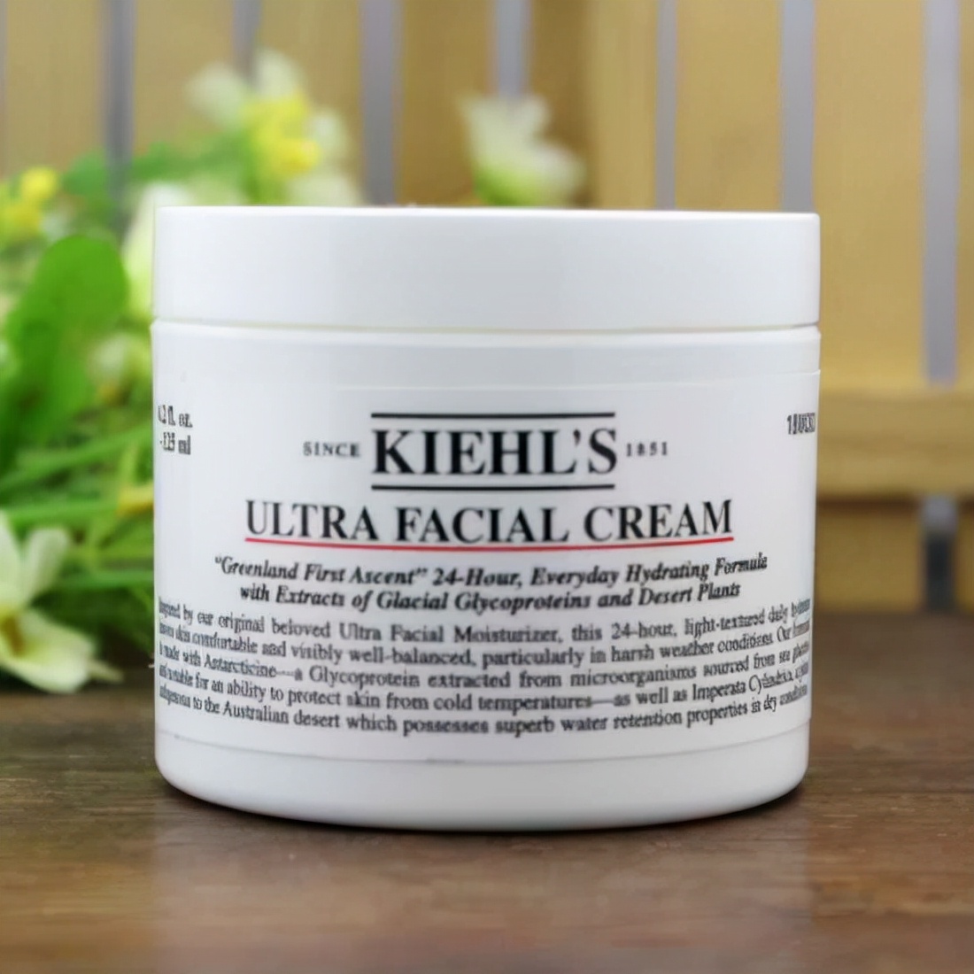 补水保湿不油腻提亮肤色的面霜,补水保湿美白紧致提亮肤色面霜