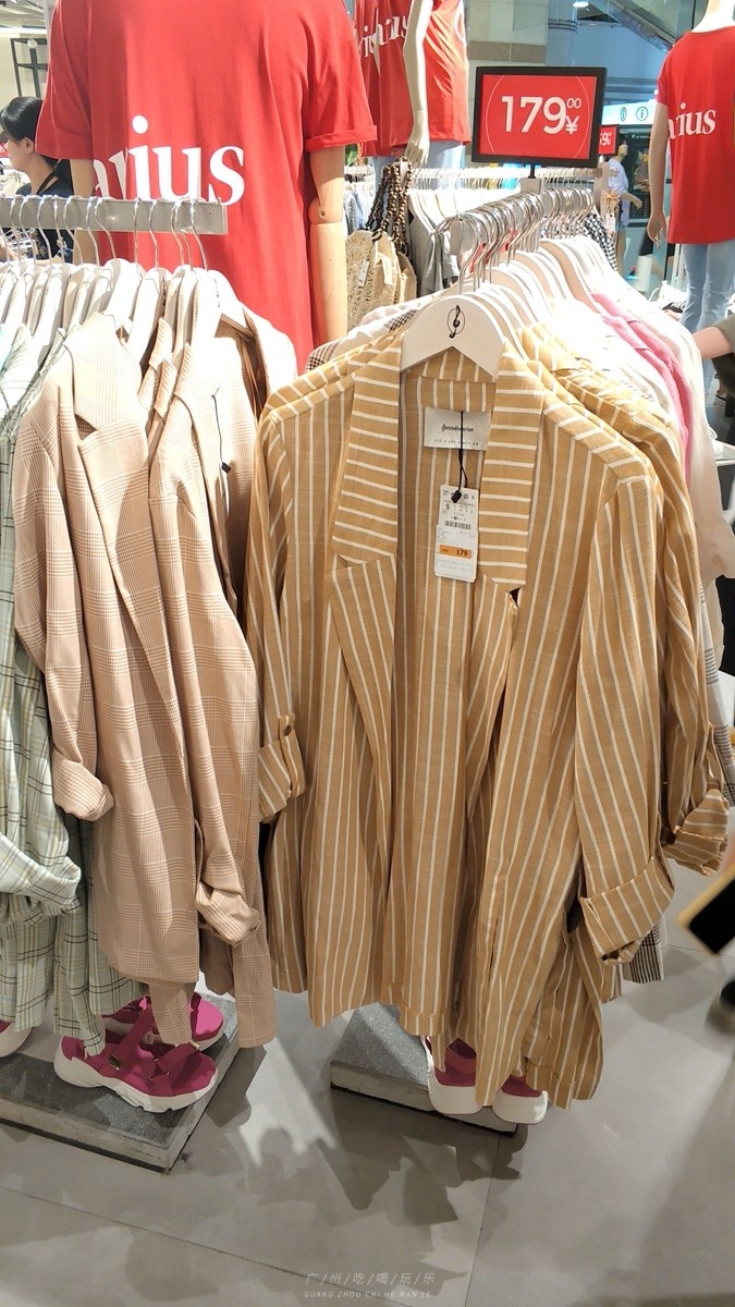 鏃ユ湰鎵撴姌鐨刼mg鎵嬭〃,omg璐墿浼樻儬