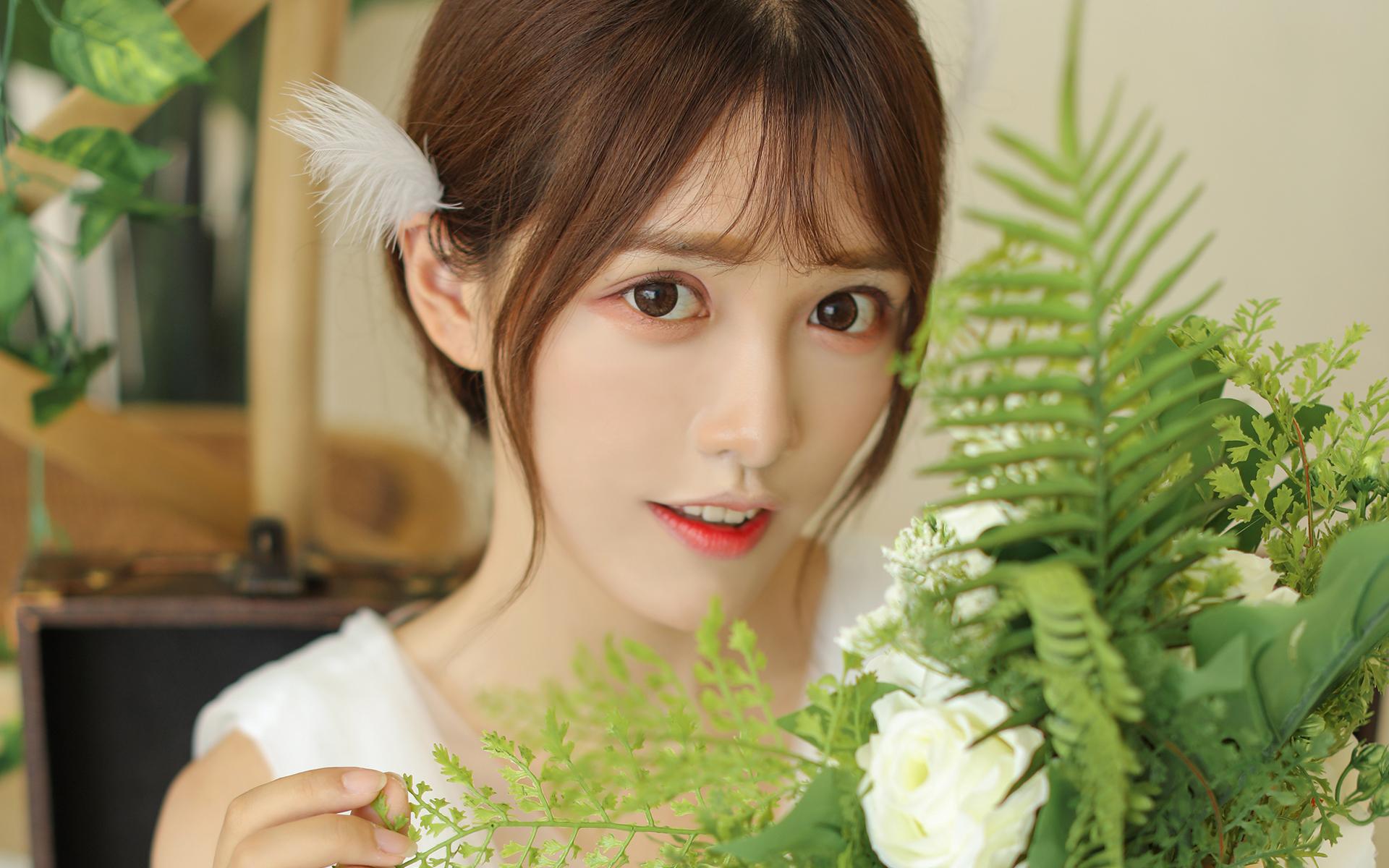 追女孩该怎么送礼物合适男生,追女孩的时候送礼物吗男生怎么说