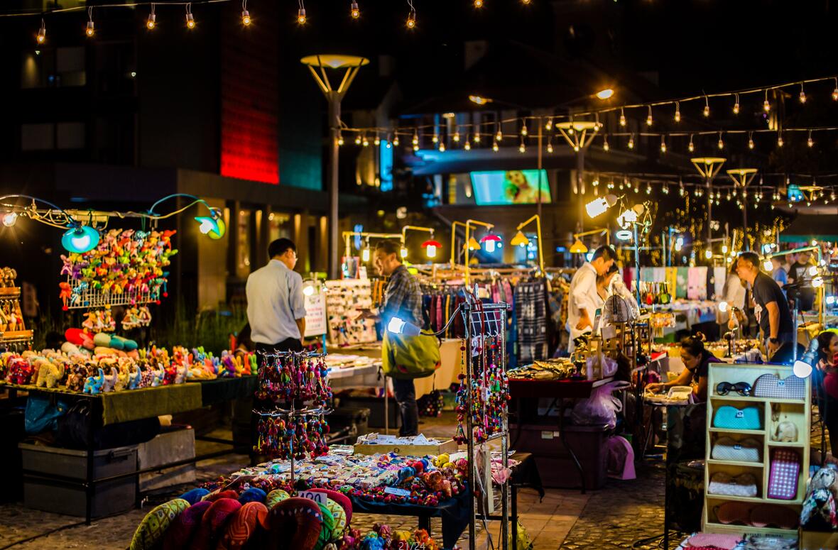 做什么可以兼职每个月赚点零花钱,晚上六点下班后适合做什么兼职