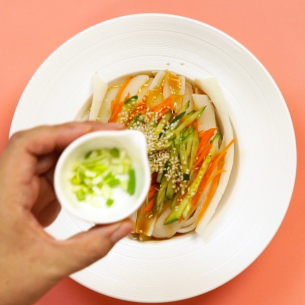 陕北凉皮的调料水全部配方,陕北凉皮的制作方法家庭版