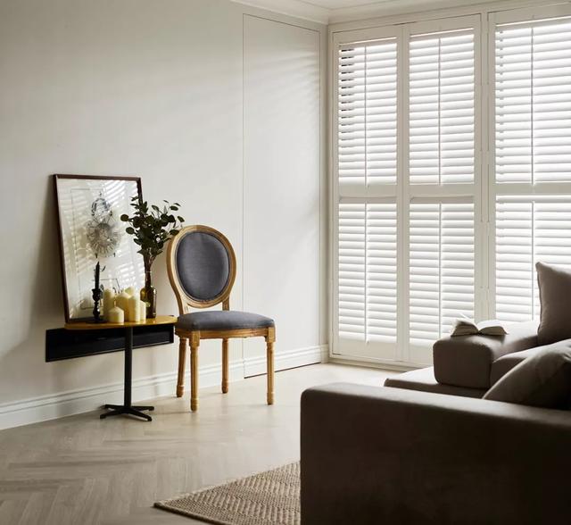 主卧大浴缸衣帽间,独立式浴缸衣帽间