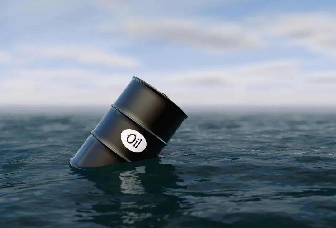 黑天鹅后灰犀牛：倒牛奶到负油价，完美风暴加剧经济滞胀