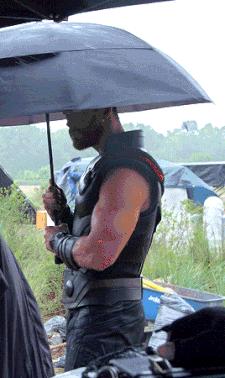 宁可晒死不打伞直男,宁可晒死不打伞的直男