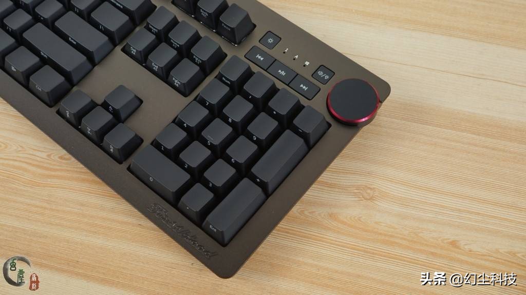 樱桃原厂轴机械键盘推荐,推荐一款新手使用的青轴机械键盘