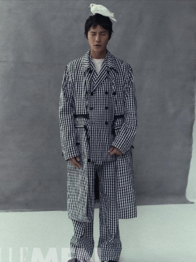 陈坤elle八月刊封面,elle陈坤写真