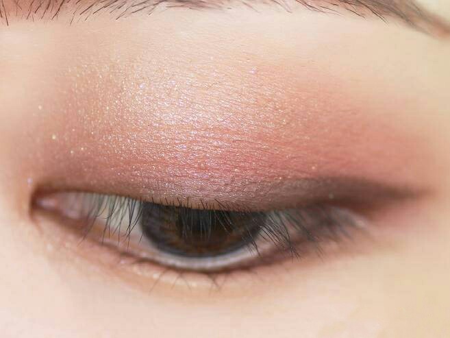 不用眼影盘就可以画的妆,不用眼影盘怎么画好看的眼妆