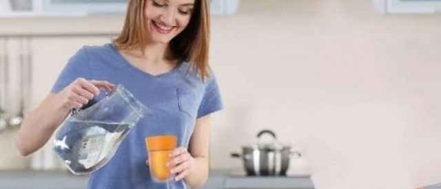 套路满满！白开水居然能喝出水果味儿